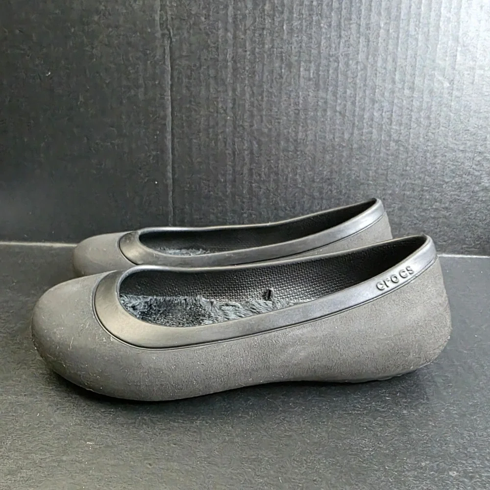 Crocs Alice Work Black Fleece Lined Slip Resistant‎ Flats Womens Size 6
